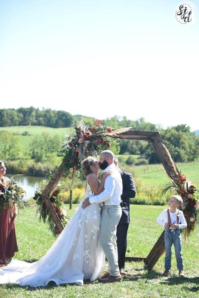 A wedding at 100 Springs Farm
